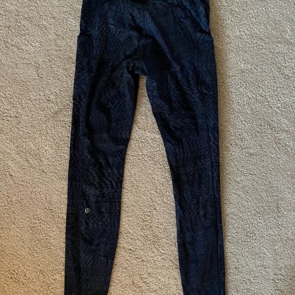 Lululemon Fast and Free Leggings - Picture 3 of 5